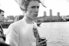 Queen Elizabeth River Boat, River Thames, London 7th June 1977 © Dave Wainright